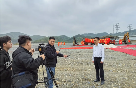 田林县年产10万吨铝单板精深加工项目开工奠基仪式圆满举行 田林县年产10万吨铝单板精深加工项目开工奠基仪式圆满举行