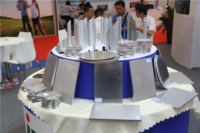 2018上海铝工业展：中国·精美铝业产品展示