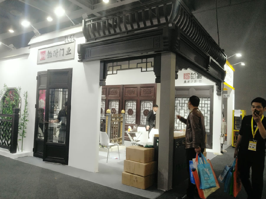 2019全国铝门窗幕墙展：展厅风采