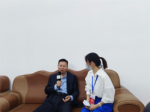 2021中国（郑州）铝工业展：采访王吉位花絮