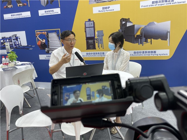 2021中国铝工业展：世铝网采访上海华茄花絮