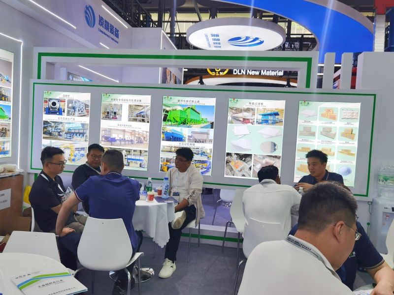 2025上海铝工业展：绿源智能设备展厅风采